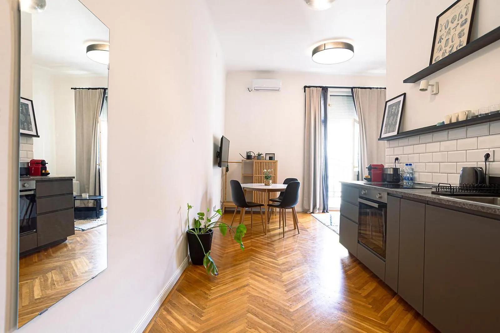 Tas Vas - Charming Apartments In Budapest 0*,  Hungary