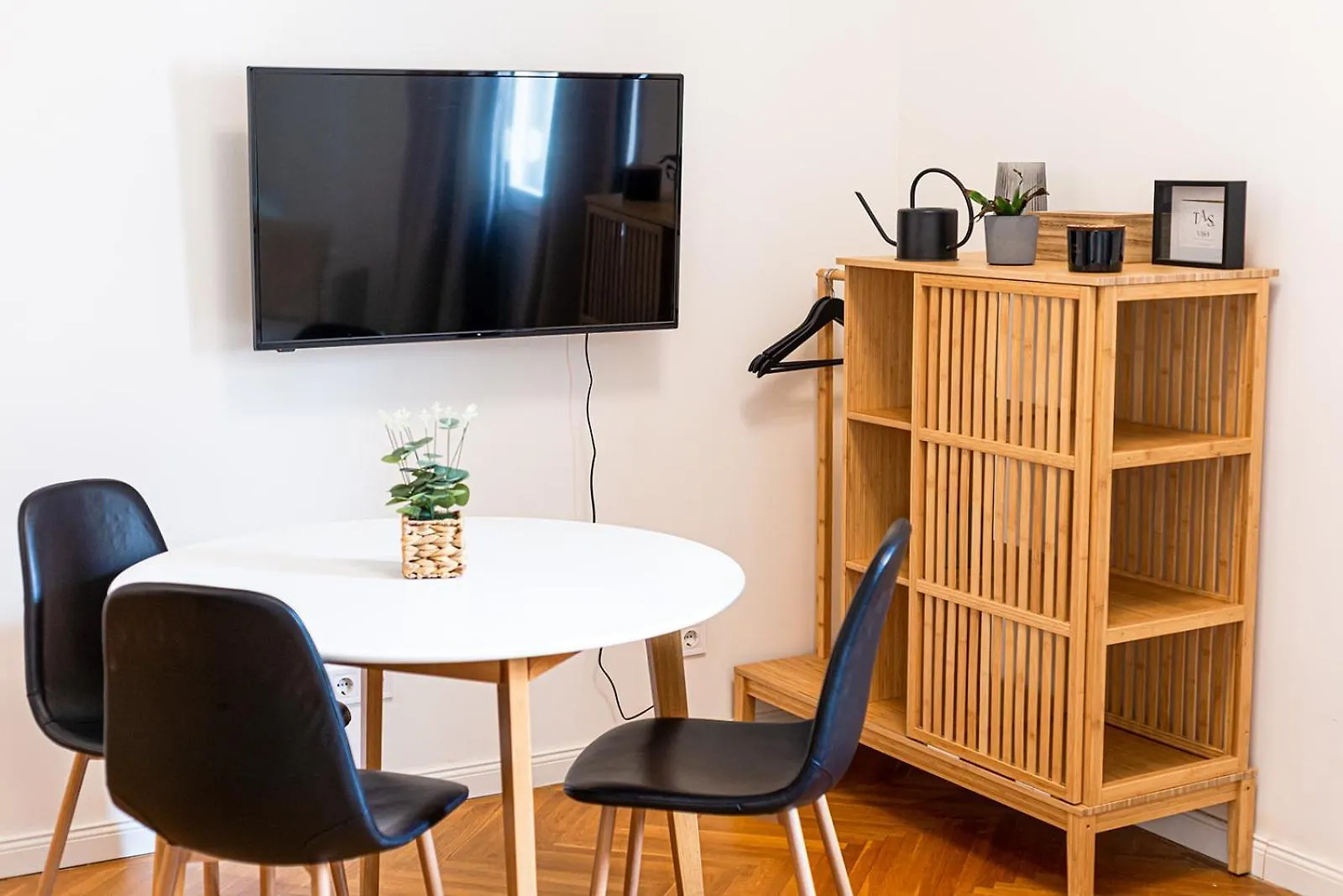 Tas Vas - Charming Apartments In Budapest